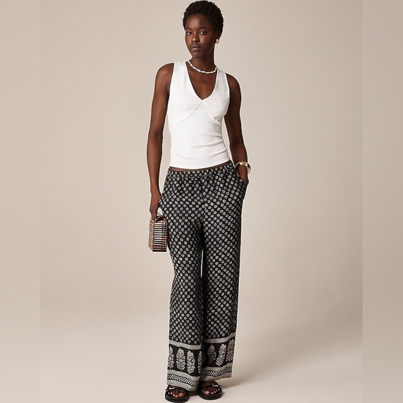 NWT J. Crew White Stretch Cotton-Blend V-Neck Top, Sizes S & M - Picture 2 of 12